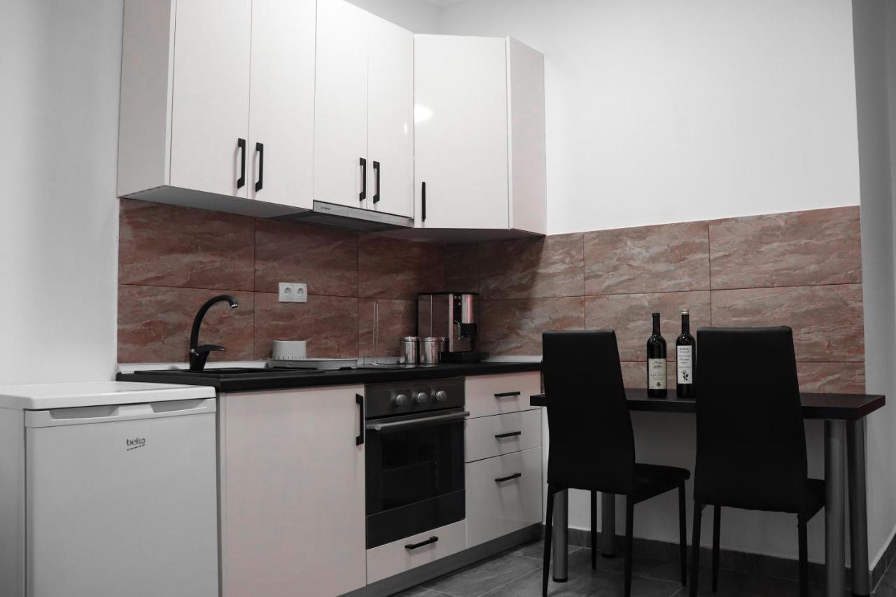 Apartamento Stan Na Dan Sebastijan Banja Luka Exterior foto